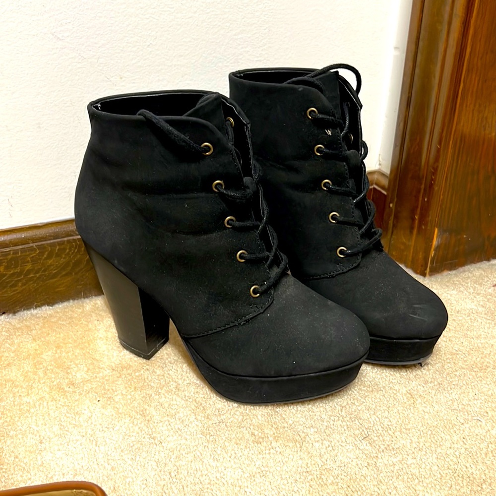 Black Boots